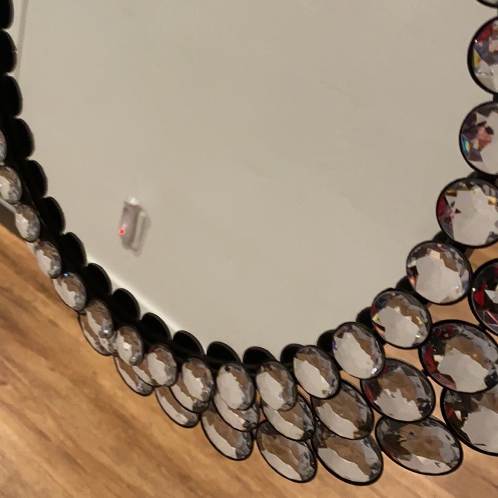 Round Rhinestone Mirrors